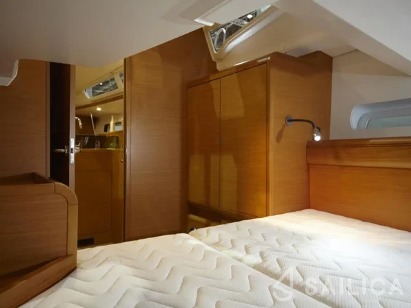 Sun Odyssey 449 - Yacht Charter Sailica