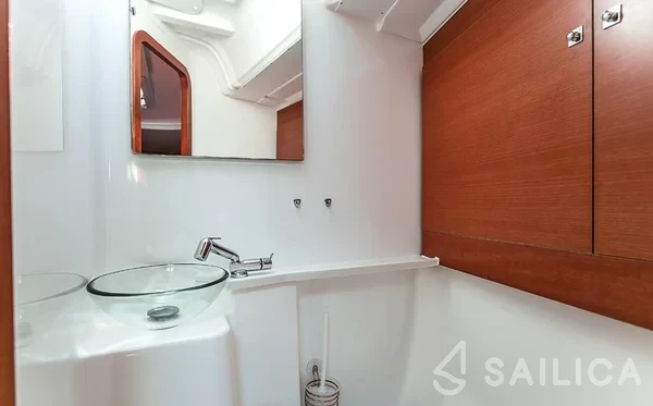 Dufour 460 GL - Yacht Charter Sailica