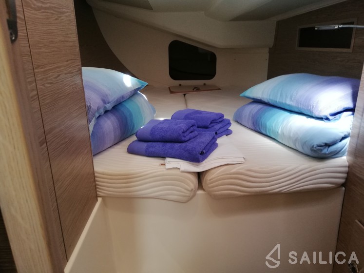 Hanse 458 - Yacht Charter Sailica