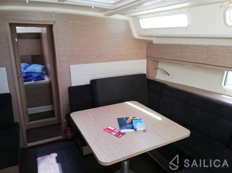 Hanse 458 - Yacht Charter Sailica