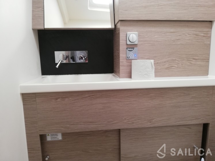 Hanse 458 - Yacht Charter Sailica