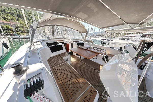 Hanse 458 - Yacht Charter Sailica