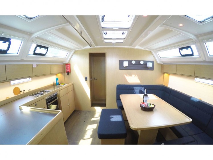 Bavaria 46 Cruiser - Yacht Charter Sailica