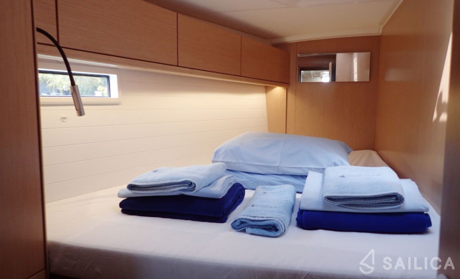 Bavaria 46 Cruiser - Yacht Charter Sailica