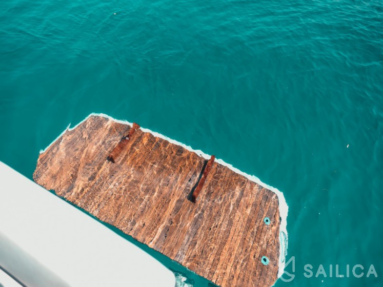 Bavaria R40 - Yacht Charter Sailica