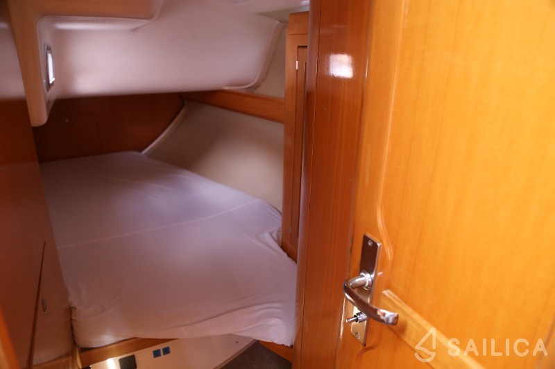 Elan 431 - Yacht Charter Sailica