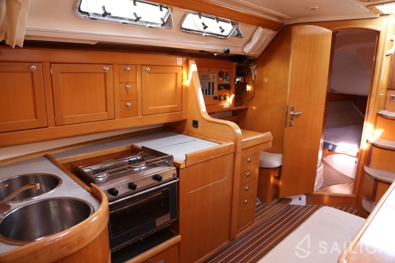 Elan 431 - Yacht Charter Sailica