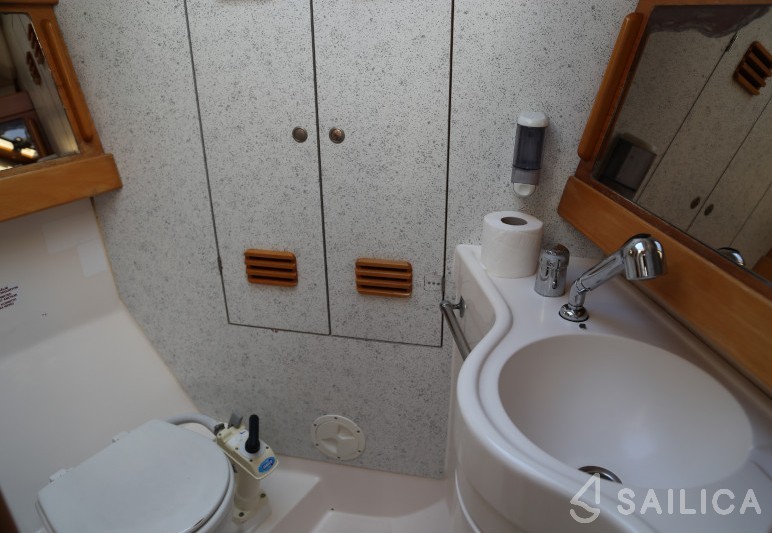 Elan 431 - Yacht Charter Sailica