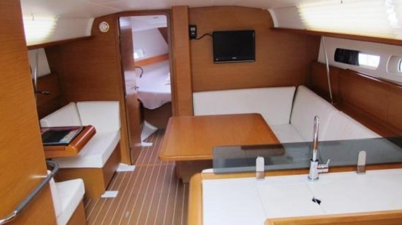 Elan 431 - Yacht Charter Sailica