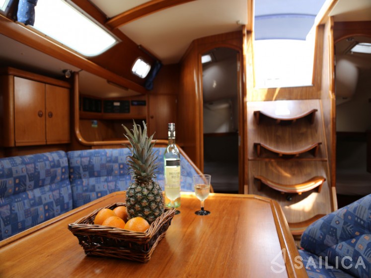 Sun Odyssey 45.2 - Yacht Charter Sailica