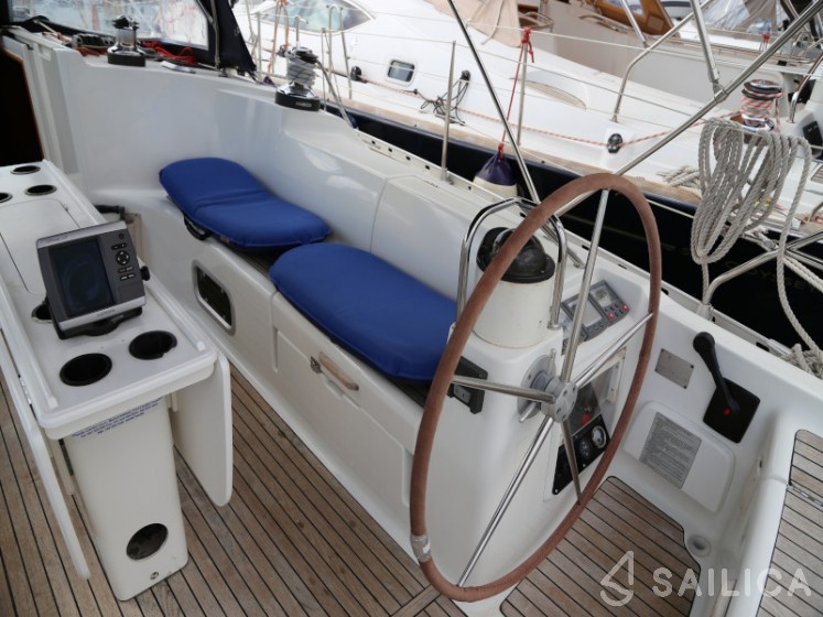 Sun Odyssey 45.2 - Yacht Charter Sailica