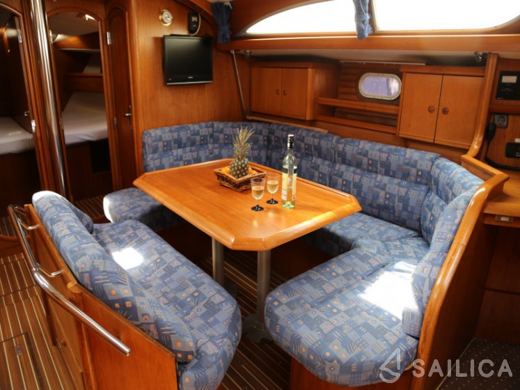 Sun Odyssey 45.2 - Yacht Charter Sailica