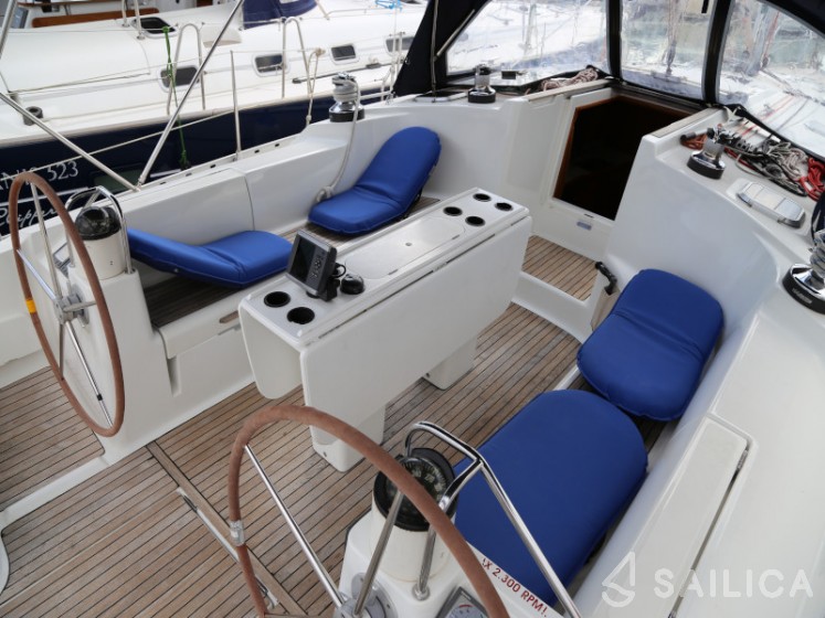 Sun Odyssey 45.2 - Yacht Charter Sailica