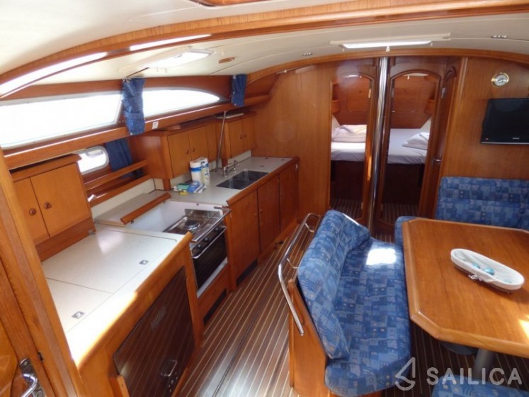 Sun Odyssey 45.2 - Yacht Charter Sailica