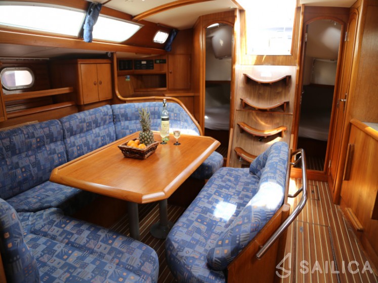 Sun Odyssey 45.2 - Yacht Charter Sailica
