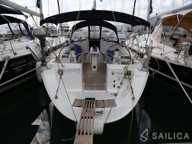 Sun Odyssey 45.2 - Yacht Charter Sailica