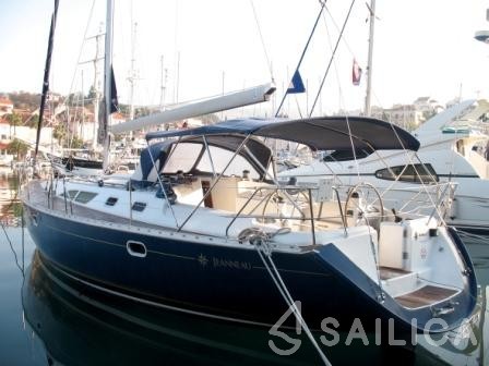 Sun Odyssey 45.2 - Yacht Charter Sailica