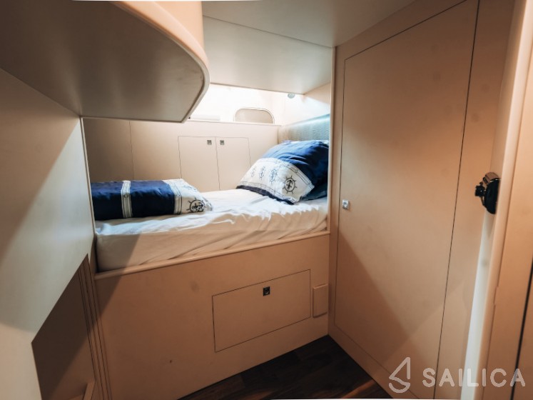 Elegance 60 Fly - Yacht Charter Sailica