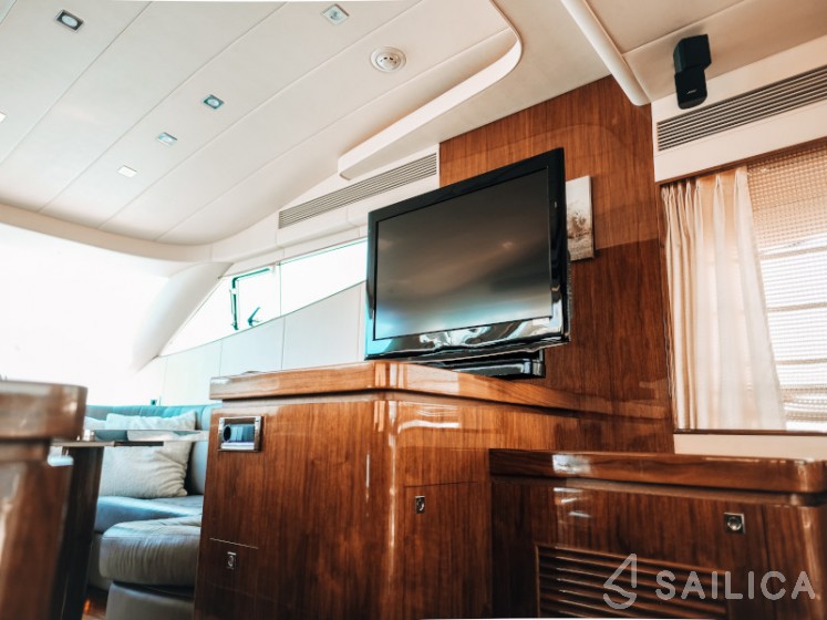Elegance 60 Fly - Yacht Charter Sailica