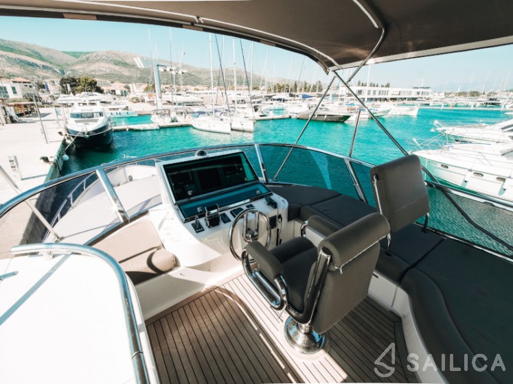 Elegance 60 Fly - Yacht Charter Sailica