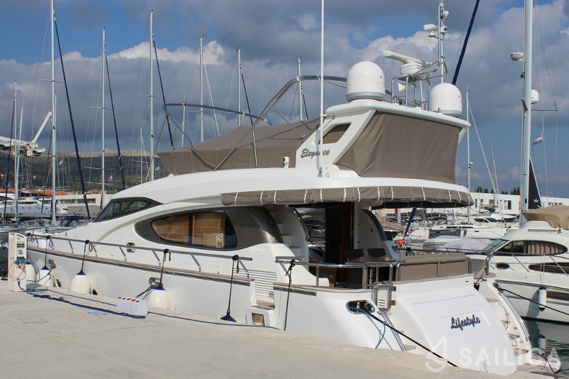 Elegance 60 Fly - Yacht Charter Sailica