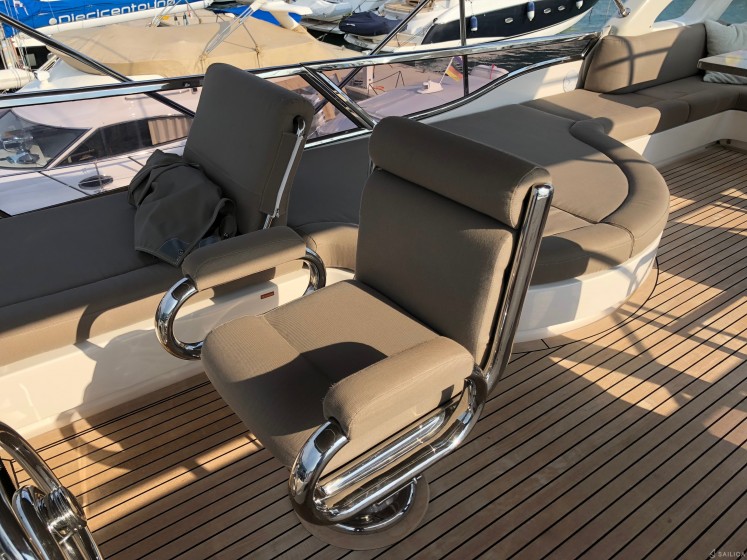 Elegance 60 Fly - Yacht Charter Sailica