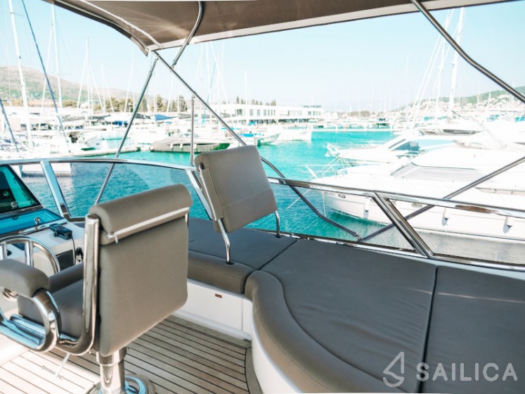 Elegance 60 Fly - Yacht Charter Sailica
