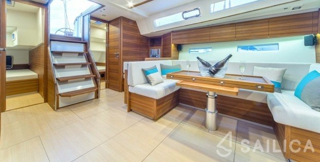More 55 - Yacht Charter Sailica