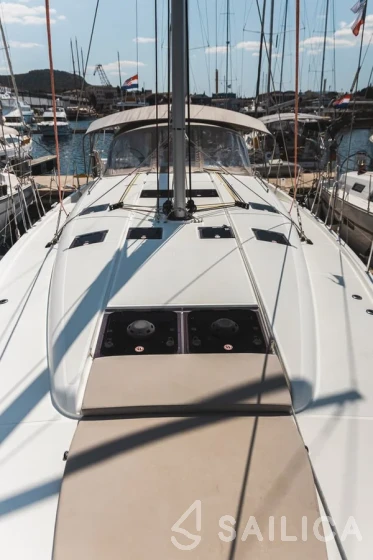 Sun Odyssey 490 - Yacht Charter Sailica