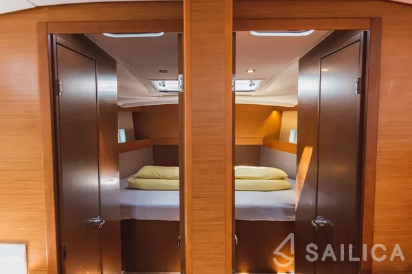 Sun Odyssey 490 - Yacht Charter Sailica