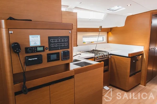 Sun Odyssey 490 - Yacht Charter Sailica