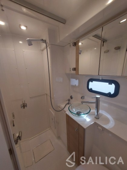 Bali 4.5 - Yacht Charter Sailica