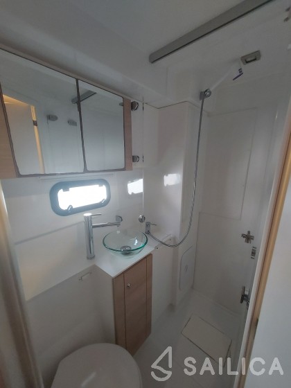 Bali 4.5 - Yacht Charter Sailica