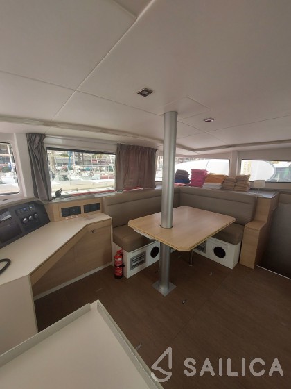 Bali 4.5 - Yacht Charter Sailica
