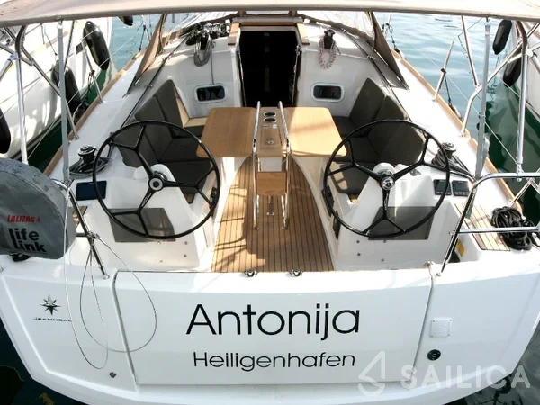Sun Odyssey 349 - Yacht Charter Sailica