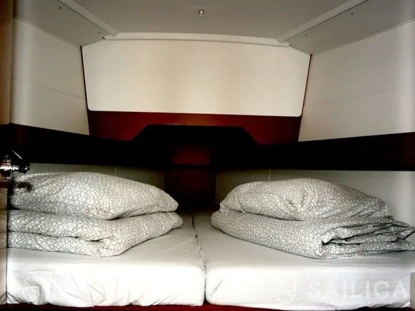 Sun Odyssey 349 - Yacht Charter Sailica