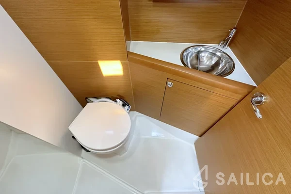 Sun Odyssey 349 - Yacht Charter Sailica