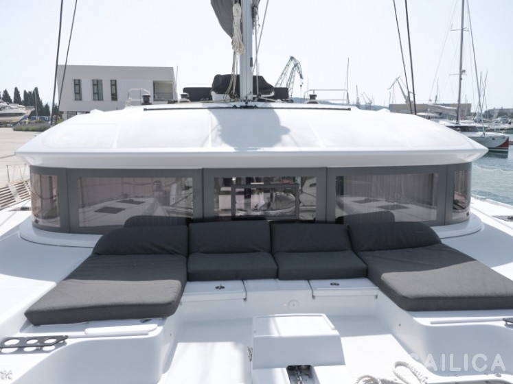 Lagoon 50 - Yacht Charter Sailica