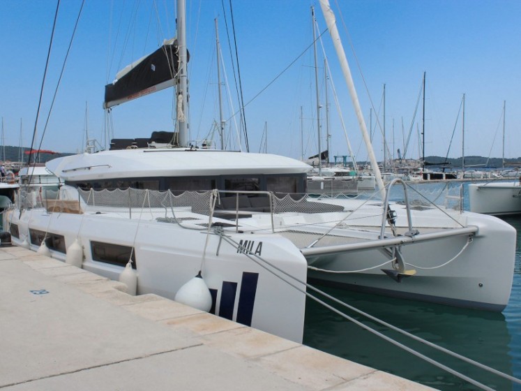 Lagoon 50 - Yacht Charter Sailica
