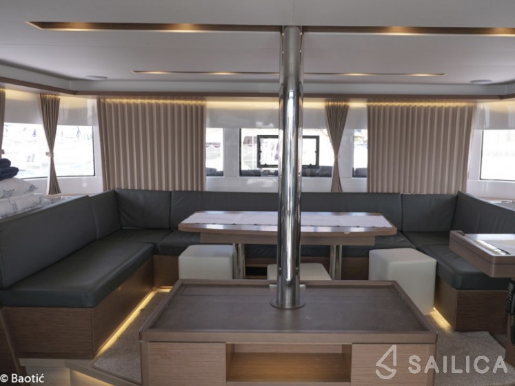 Lagoon 50 - Yacht Charter Sailica