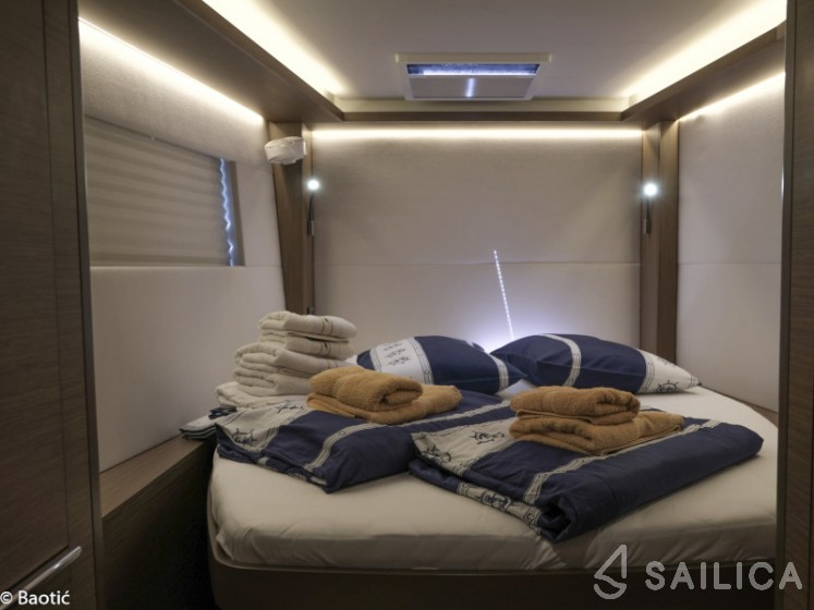 Lagoon 50 - Yacht Charter Sailica
