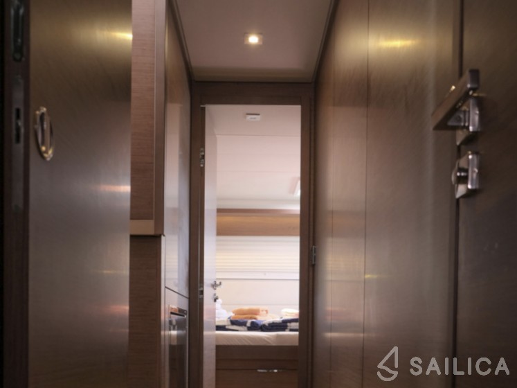 Lagoon 50 - Yacht Charter Sailica