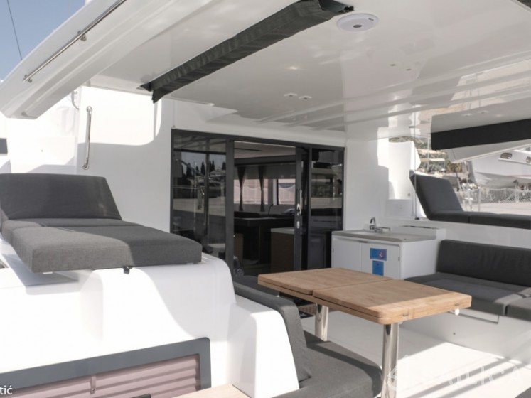 Lagoon 50 - Yacht Charter Sailica