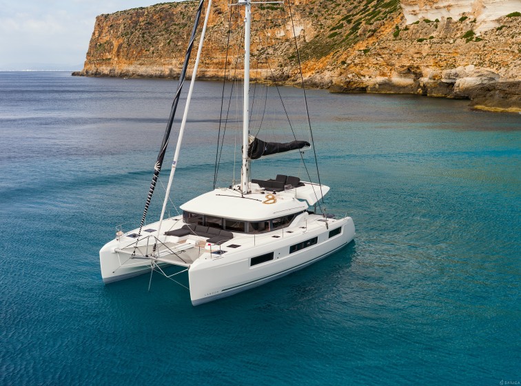 Lagoon 50 - Yacht Charter Sailica