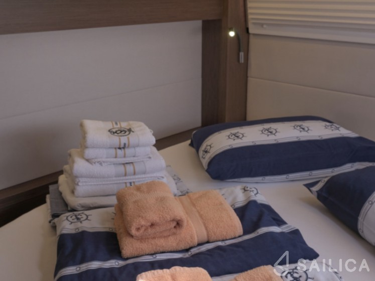 Lagoon 50 - Yacht Charter Sailica