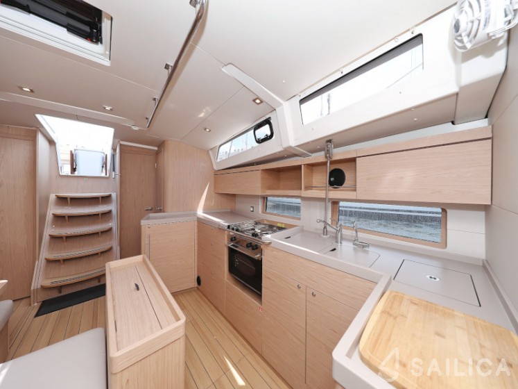 Oceanis 46.1 - Yacht Charter Sailica