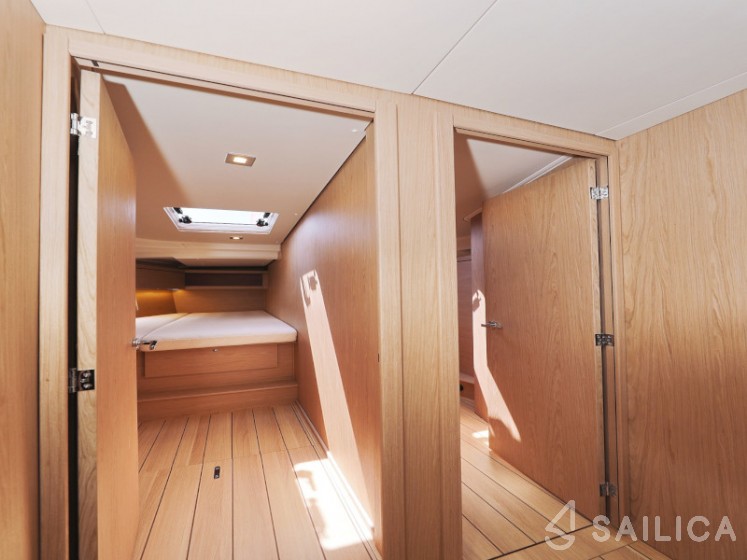 Oceanis 46.1 - Yacht Charter Sailica