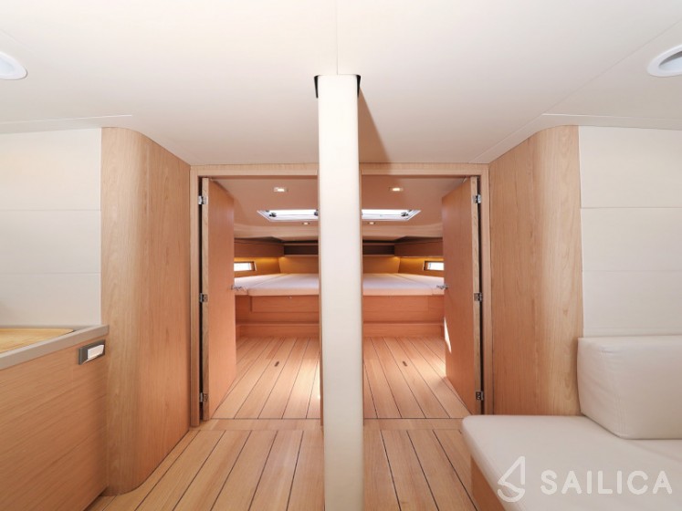 Oceanis 46.1 - Yacht Charter Sailica