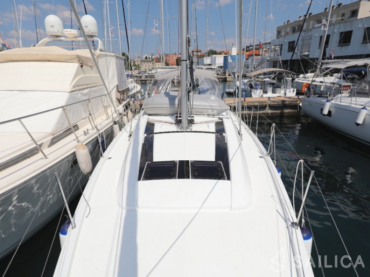 Oceanis 46.1 - Yacht Charter Sailica