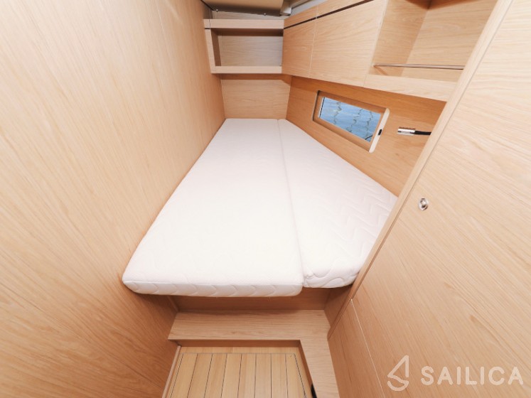Oceanis 46.1 - Yacht Charter Sailica